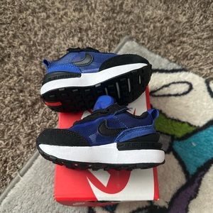 Nike waffle 1 size 4c